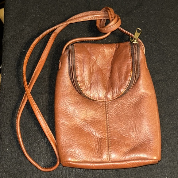 Koren Ray Crossbody - Picture 1 of 5